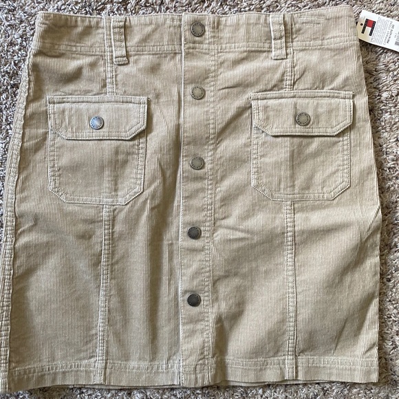 Tommy Hilfiger corduroy tan button down skirt - Picture 2 of 11